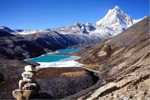 穿越喜马拉雅，朝拜库拉岗日—环线徒步8日