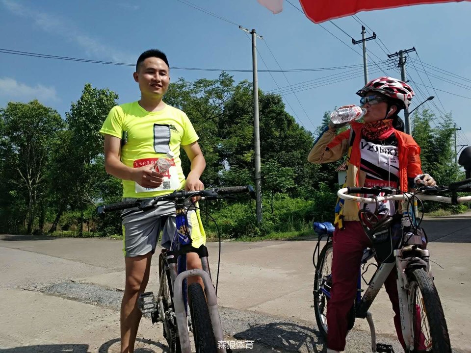 开心炎热，慢慢玩赛