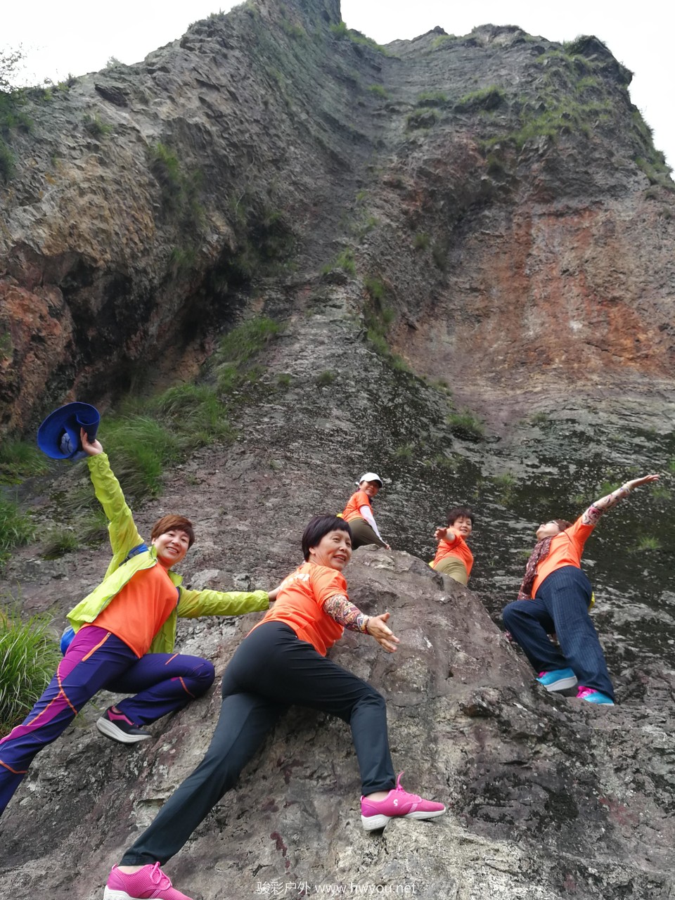 couQH4myxILxQeJKog8aseijXaj7ry3YfdBYFbEB8DeDCvAj1l9x4dRpswrIvBiE