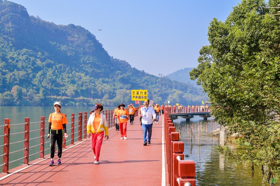 DSC_6832.JPG-47836216