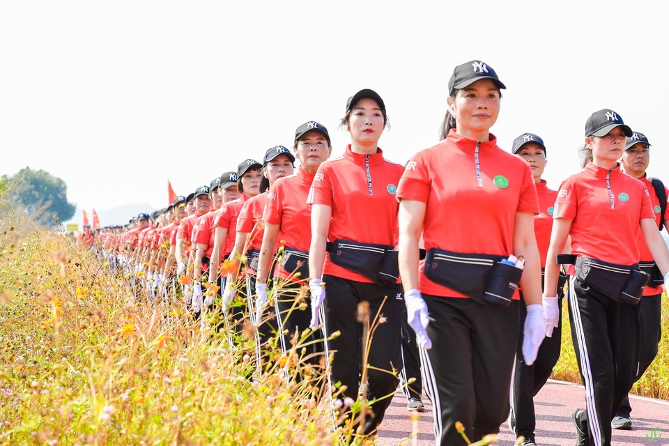 DSC_6997.JPG-47853940