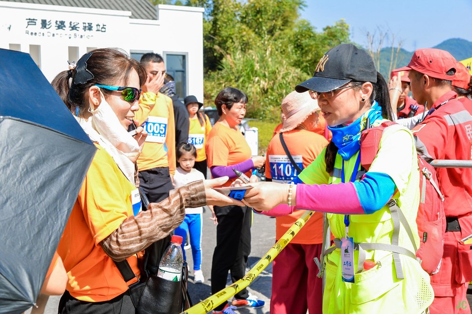 DSC_7152.JPG-47872625