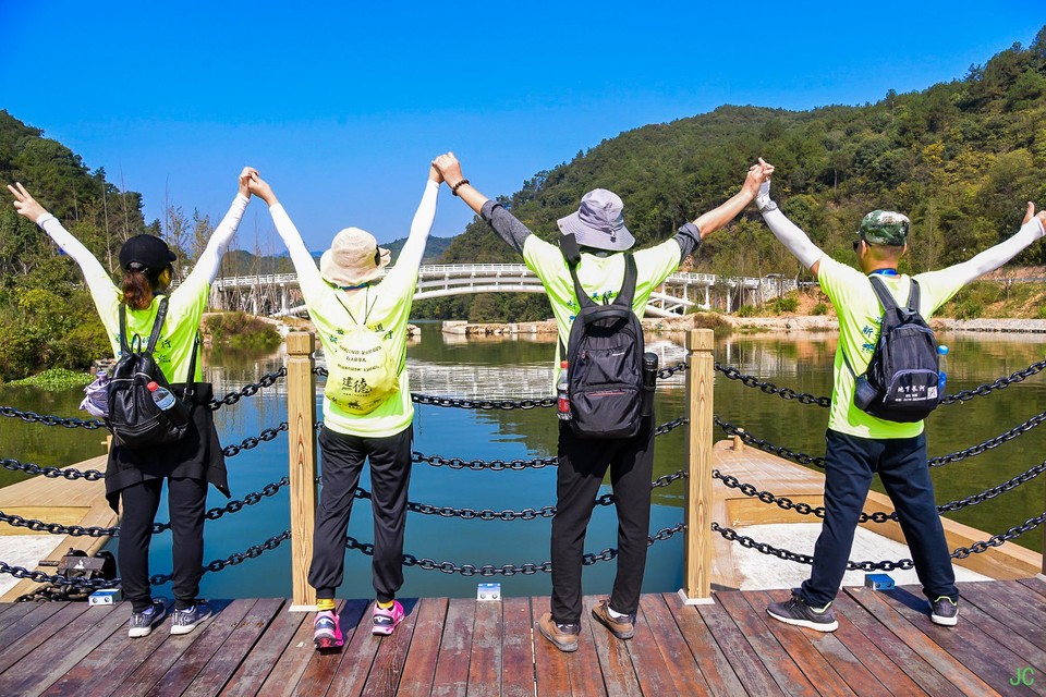 DSC_7233.JPG-47893421