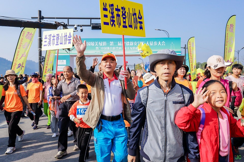 IMG_5549.JPG-47816978