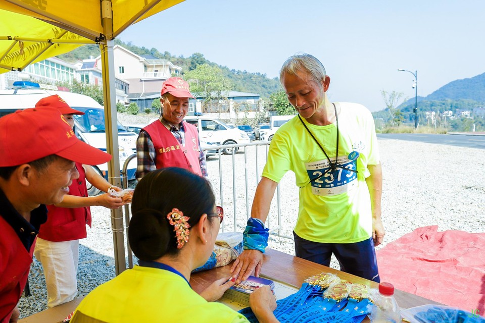 IMG_6695.JPG-47855612