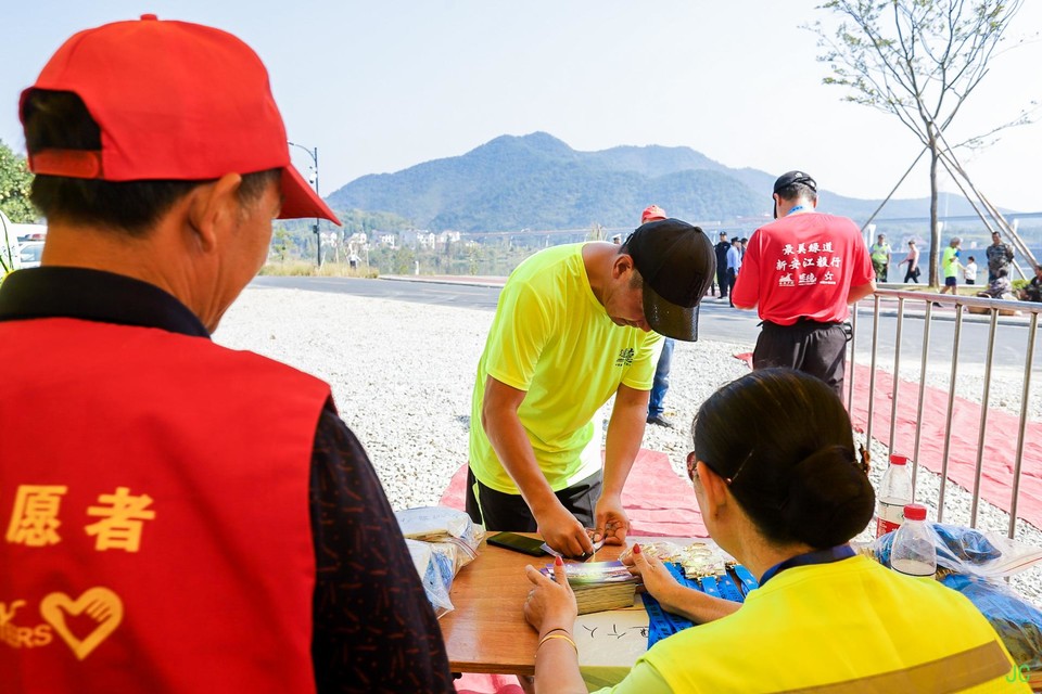 IMG_6729.JPG-47856543