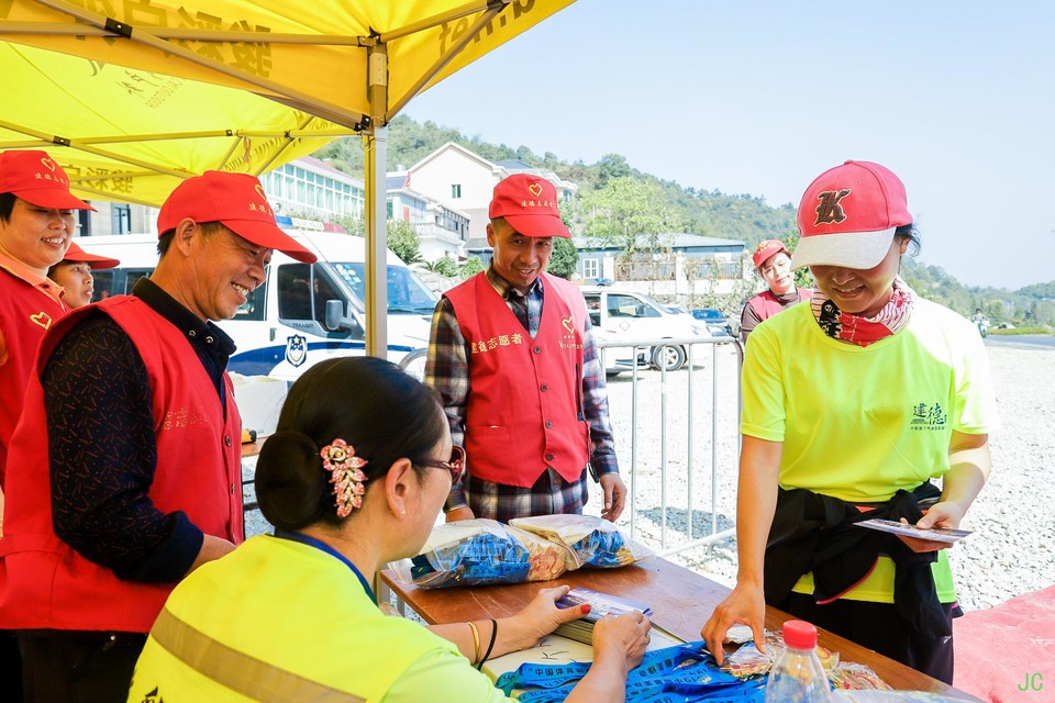 IMG_6742.JPG-47859288