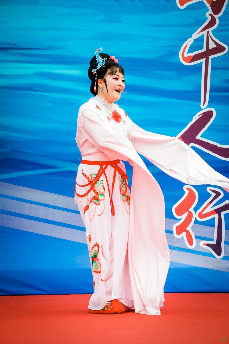 0W1A4570.JPG-49073528