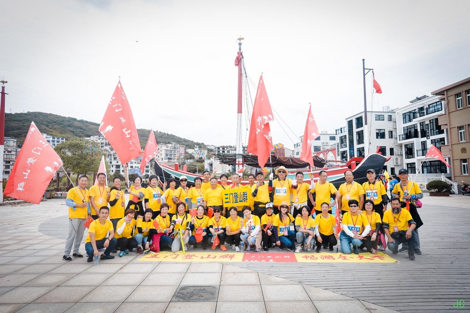 0W1A4932.JPG-49094098