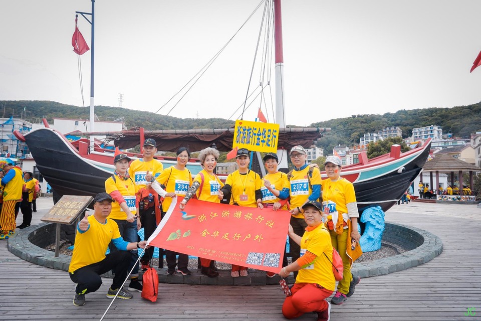 0W1A4956.JPG-49102386