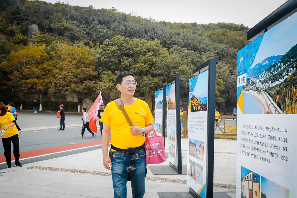 0W1A4999.JPG-49114540