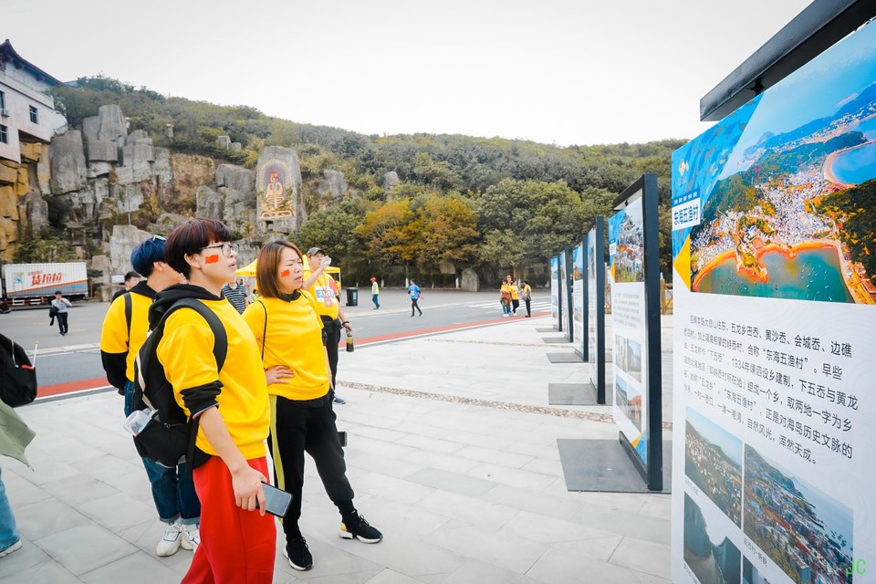 0W1A5001.JPG-49114950