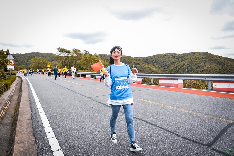 DSC_0979.JPG-49142626