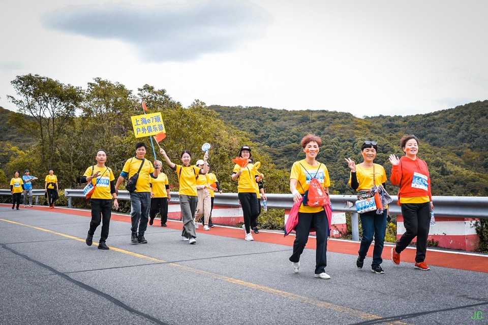 DSC_0984.JPG-49142566