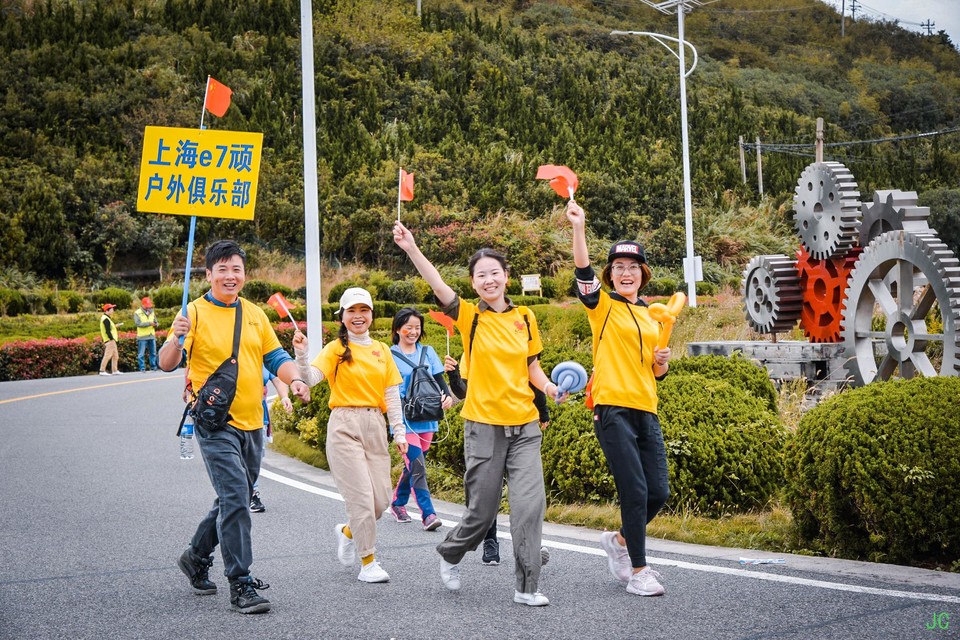 DSC_0996.JPG-49144736