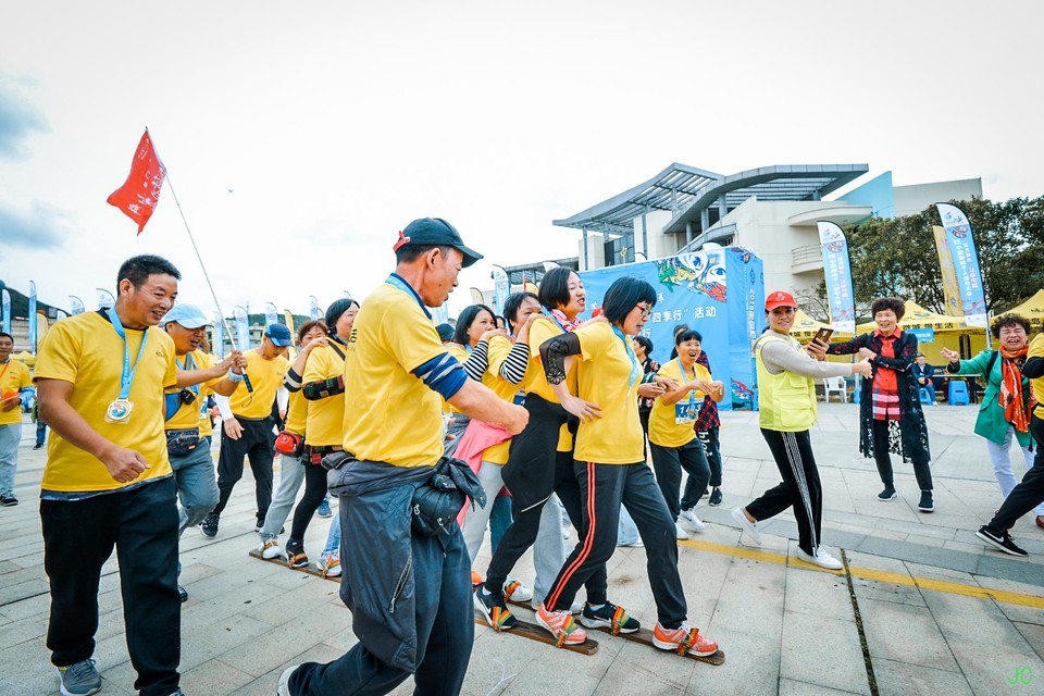 DSC_1040.JPG-49173611