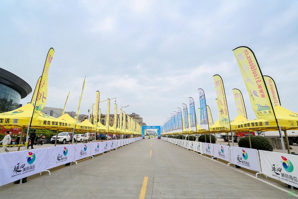 i35a0003.jpg-69453309