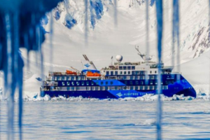 7.4北极1地+冰岛大环岛18天（信天翁7天6晚）