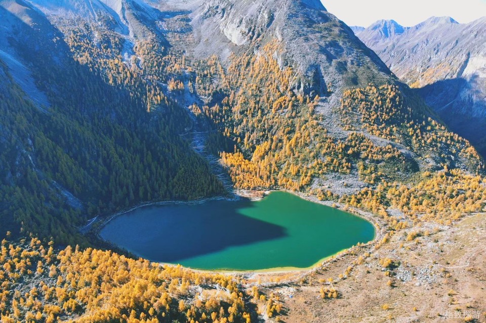 29雅拉友措，摄影师歧路