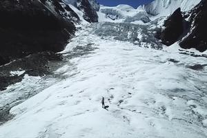 冰川探游·贡嘎