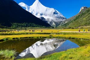 天天发团 广深直飞丽江【丽江香格里拉 虎跳峡 稻城亚丁 玛那茶金 泸沽湖6天纯玩小团】
