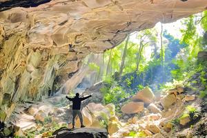 遇见山海【西樵山探洞】每工作日/周六/日出发 佛山西樵山探洞，追一场耶稣光盛宴