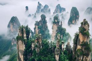 春节广深动车团【长沙 张家界 凤凰古城5天纯玩】2.17日/18日/19日/20日 均成团