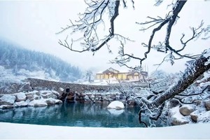 每周三/六/春节【云冰山+爱情小镇2天】邂逅广东雪乡雾凇冰挂、探访瑶族博物馆，体验粤、桂、湘交界小丽江