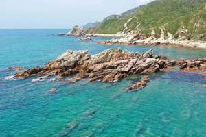 遇见山海 周六/日【穿越东西冲1天】穿越深圳东西冲 打卡网红天文台栈道 