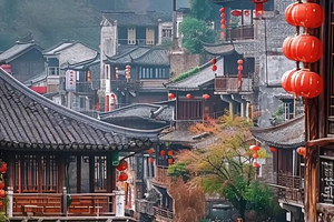 春节3期出发【年味·凤凰古城&八面山4天】凤凰古城+茶峒古镇+湘西八面山+桂林City WalkXM