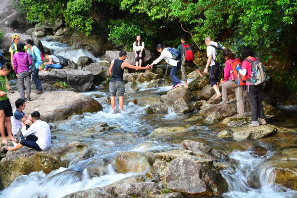 7月23日惠东大南山溯溪泡坛子打火锅，一起享受夏日的凉爽