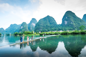 【桂林漓江18公里徒步】2天2夜，轻装徒步漓江，登老寨山，阳朔遇龙河骑行，逛西街