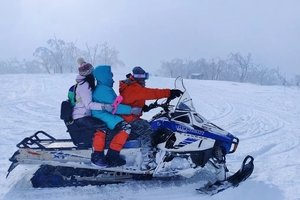 冰雪梦幻C线2-8人精品小团丨4天3晚丨亚雪公路+中东铁路小镇+童话雪乡+5s滑雪3小时+梦幻雪山+泼水成冰经典小环线！