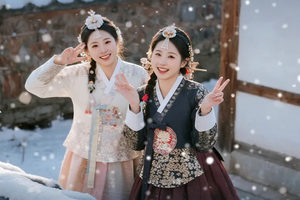 你好！大东北2-8人舒适小团丨5天4晚丨延吉+图们+长白山+雪岭+雪乡+亚雪公路+滑雪+马拉爬犁+雪地温泉+驯鹿接触