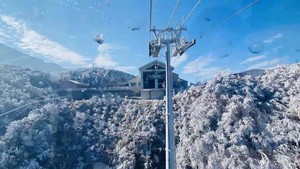 春节【冰雪莽山2天】 漫步悬空栈道、观莽山云海冰挂雾凇、行摄最美碧水丹霞高椅岭、夜游裕后街