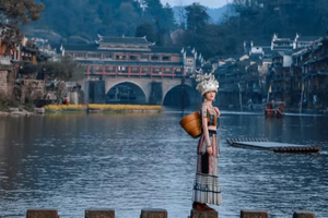 【漫游张家界】 | 湖南张家界森林公园、天门山、芙蓉古镇、凤凰古城 双高五日纯玩品质游 （张进凤出）