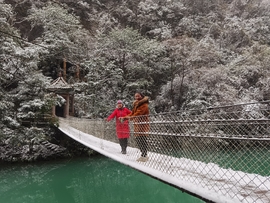 _Ioro_ZdfX2__ttPpRsH5o82Yt6rUXOLDrF8j1DZ51cRBydE5H-2l5T9-gvrBDUW