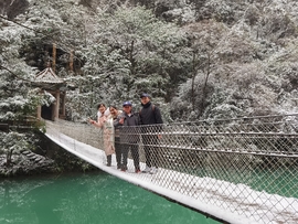 _Ioro_ZdfX2__ttPpRsH5l5ReN4B0kFwEEpe-lTFyjHeSqvDzBoJ0jJRh0CT0-v8