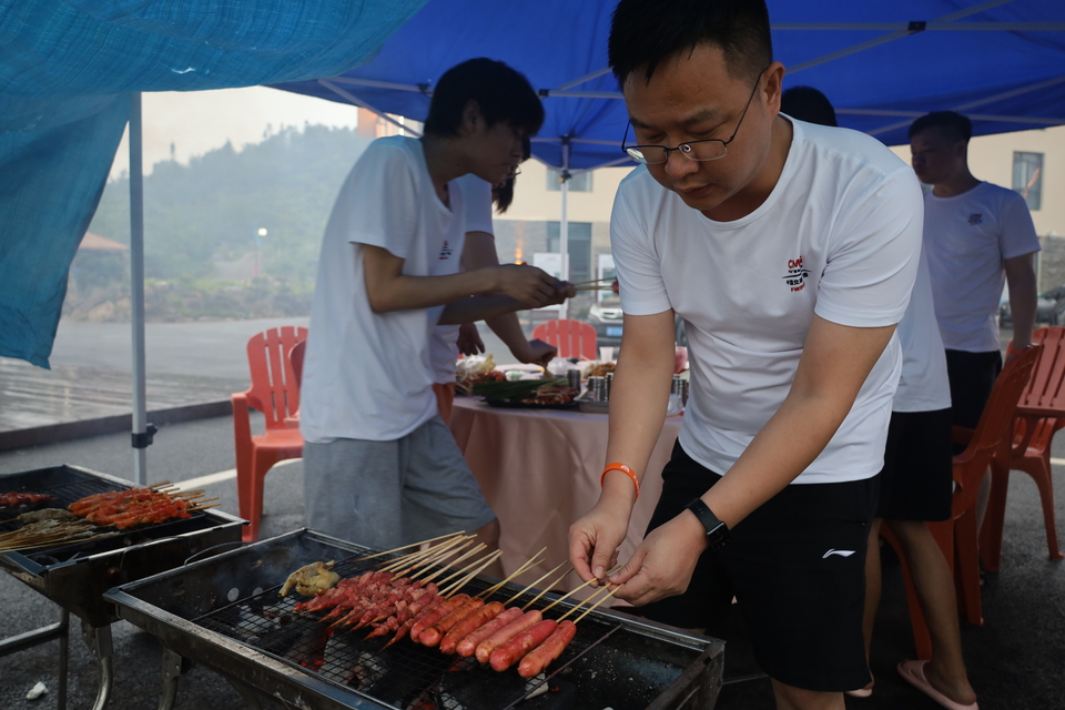 R3b58KWpWPo8hul4pct-ER3k10FV9k3X0Qu83_kddzDcx9iXf9sCzc_EIvS4EGAn