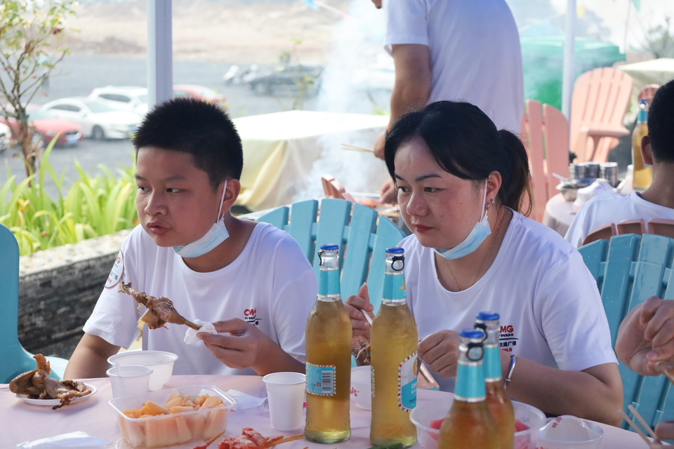 4fFINPg7j7JD_c3kzcZnDSbBTBwZkybEYkJ039SZqA57tkErk9GAmEcYl7Ud7uu6