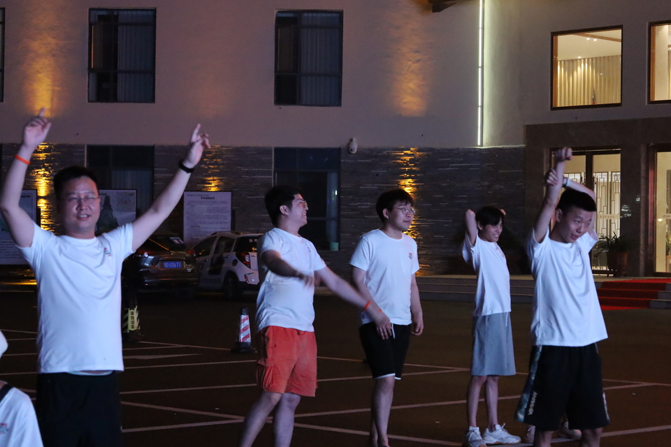 1S4_7zvUHWXccm0Euf7tkNg4yBa_hy4vvnACgeEIT7MKB4y_mQk629BM35Nv1s54