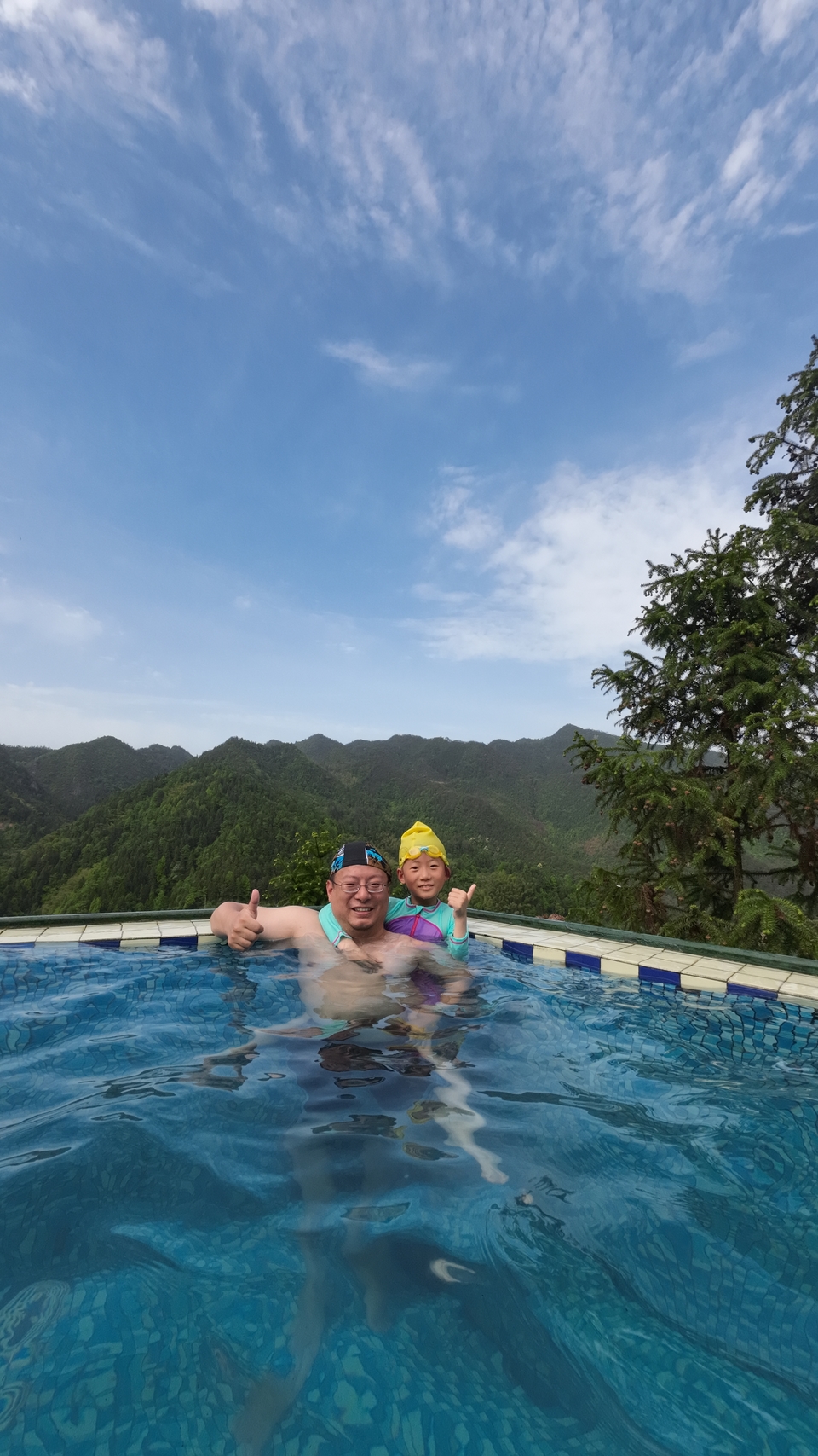 bFabS0CBH_qv-kCvacJZAn3TEhzaD-CYoO3dM3sypmvrsZCrxdHR-eohBWsRdAi0