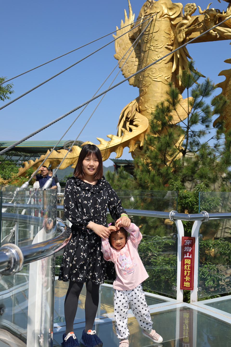 KRc-pOYMIEPUBzVXdxePuEhiihuVK-5WOolNIOheu-8UiOcVOX9MLAwclNUlYLYk