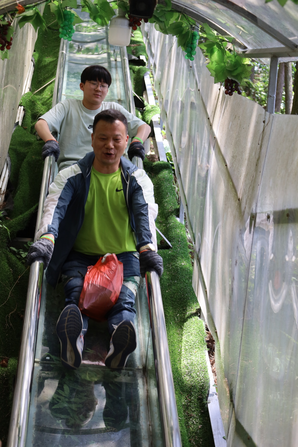 KRc-pOYMIEPUBzVXdxePuLEdTGlQrdoFpXCPaDgdkKT806_utvS5-nDd7JUHexkd