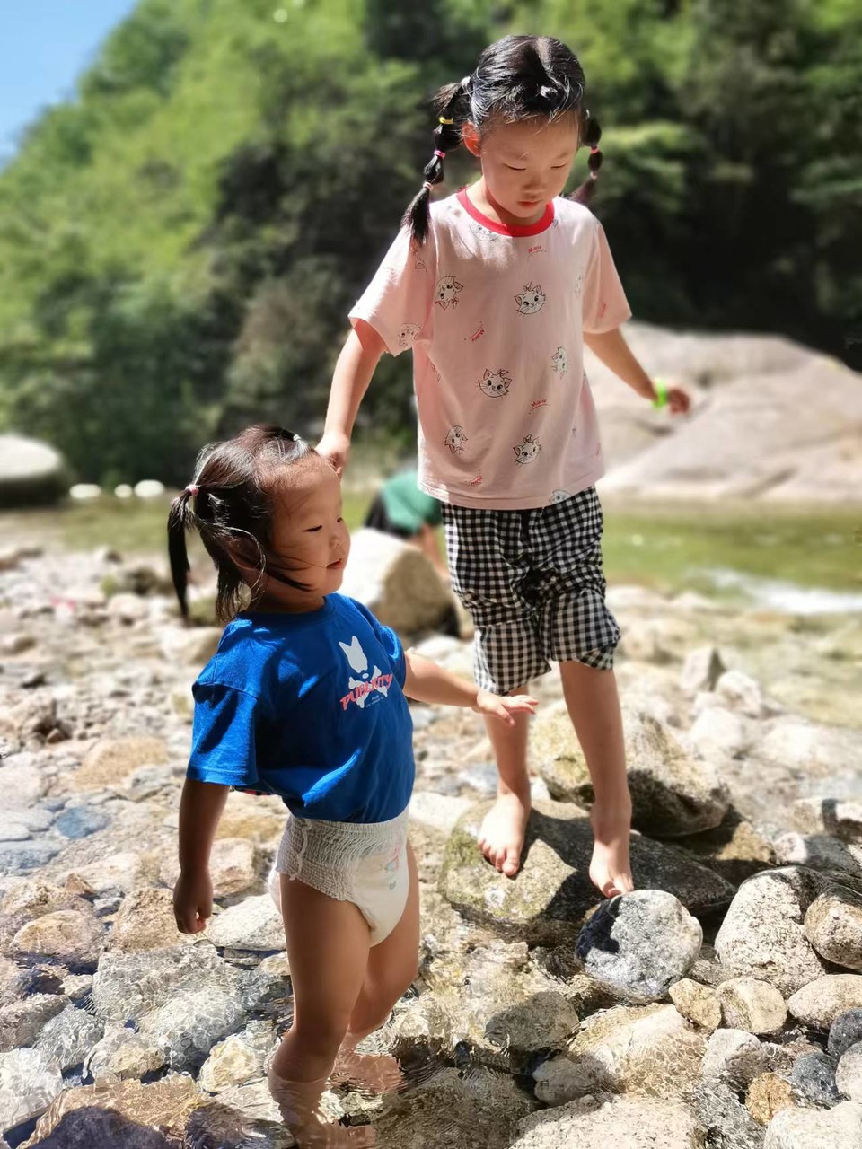 _kUObIh8BKg5R6Q-qivNYgHL_phj657E_lu3r09_Gp7Obq6uInYSsy610FWrtP9u