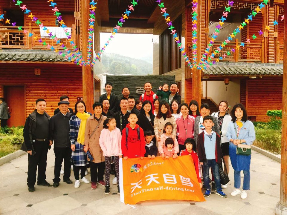 d3ioGBIm-ZPlFdnN_hqJ6MeTx6tuanR1m8LGcqo3QfL1cl_PfQK0oUCbZ6JLQhM7