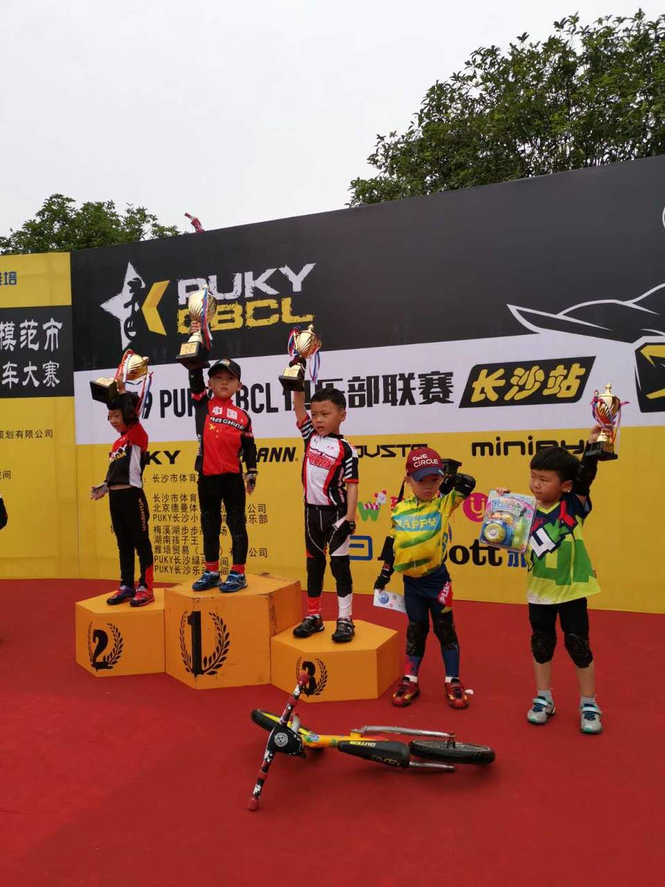 qMZvjQo8IjXYuvCd_1piLa2fARNIr0CLPVJCTh_GmCpzS9xzvZqkVWp_2NsLTEaR