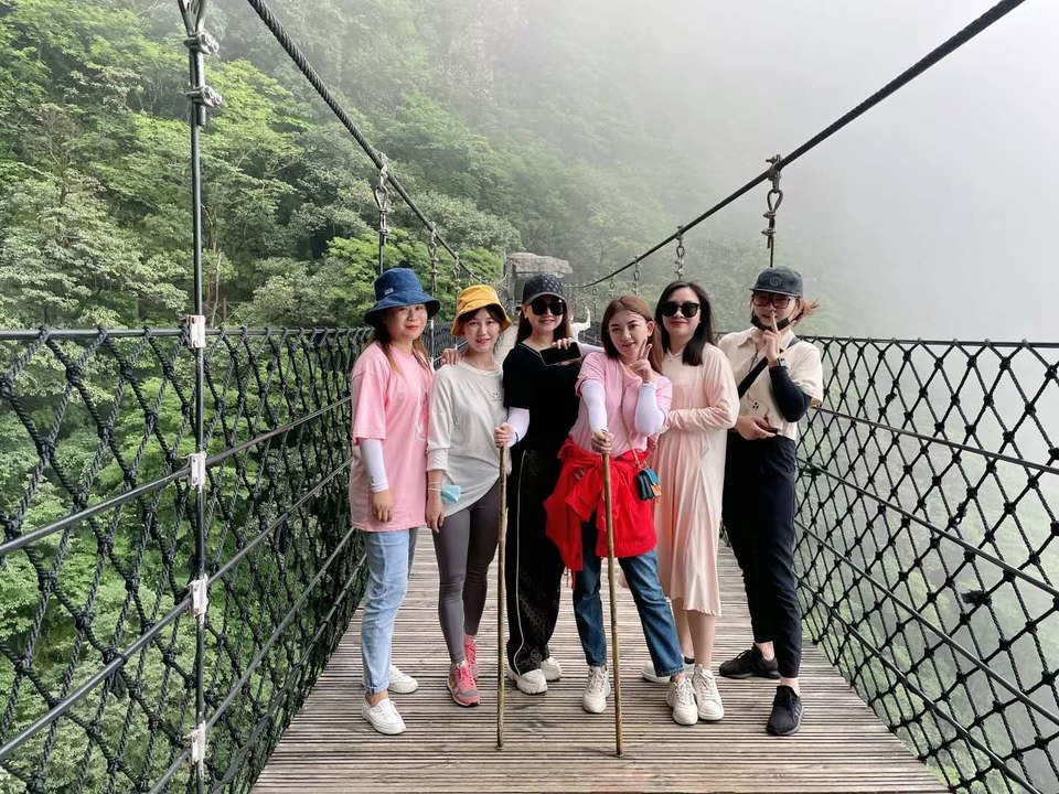 g_Eezzsqye6ARgDGImaziSbOTc9MUCNvBzS5Xh-GgbMPJCd89Zmydj0DhJIKDMQk