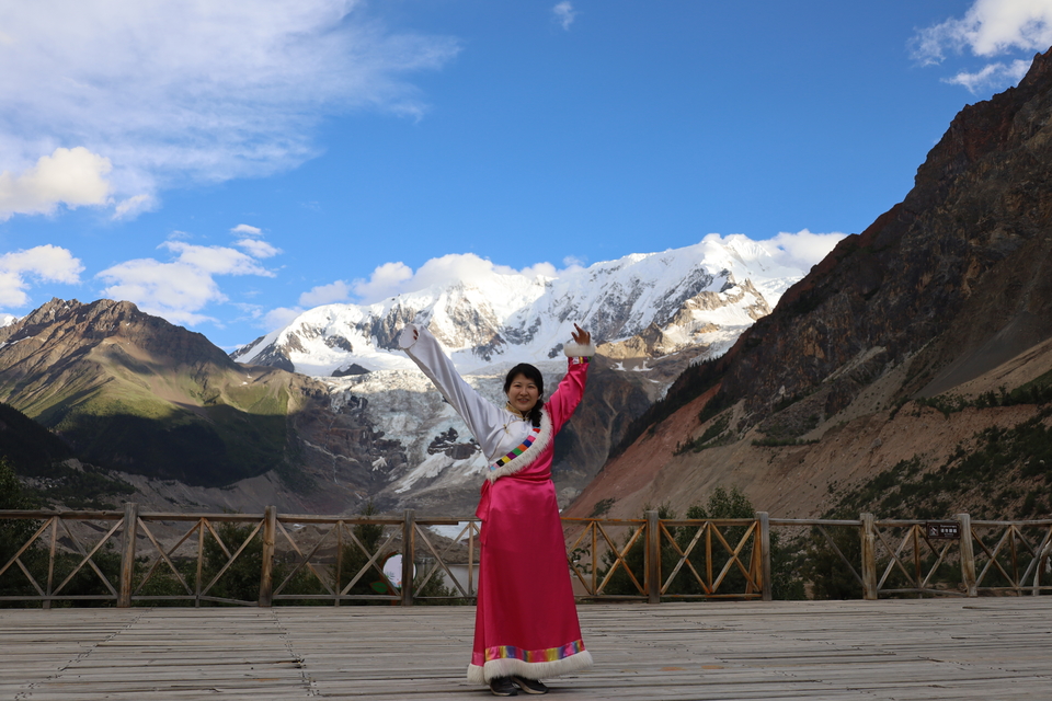 MA1asbl72apOZ8H2Bd7L6kg0QJx1yUJQwVg2fLrTa9ln840PU7dSm8sq7koWY8nc