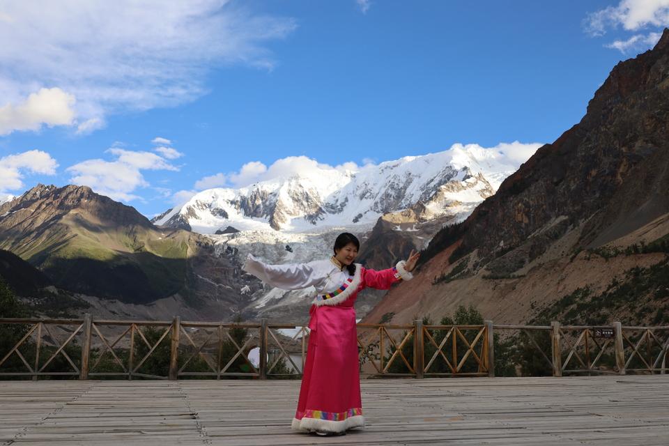 MA1asbl72apOZ8H2Bd7L6oDQpC5i-tCP3NaCsvlQ0uXaxIxy_Pfw529QVmKH2ess